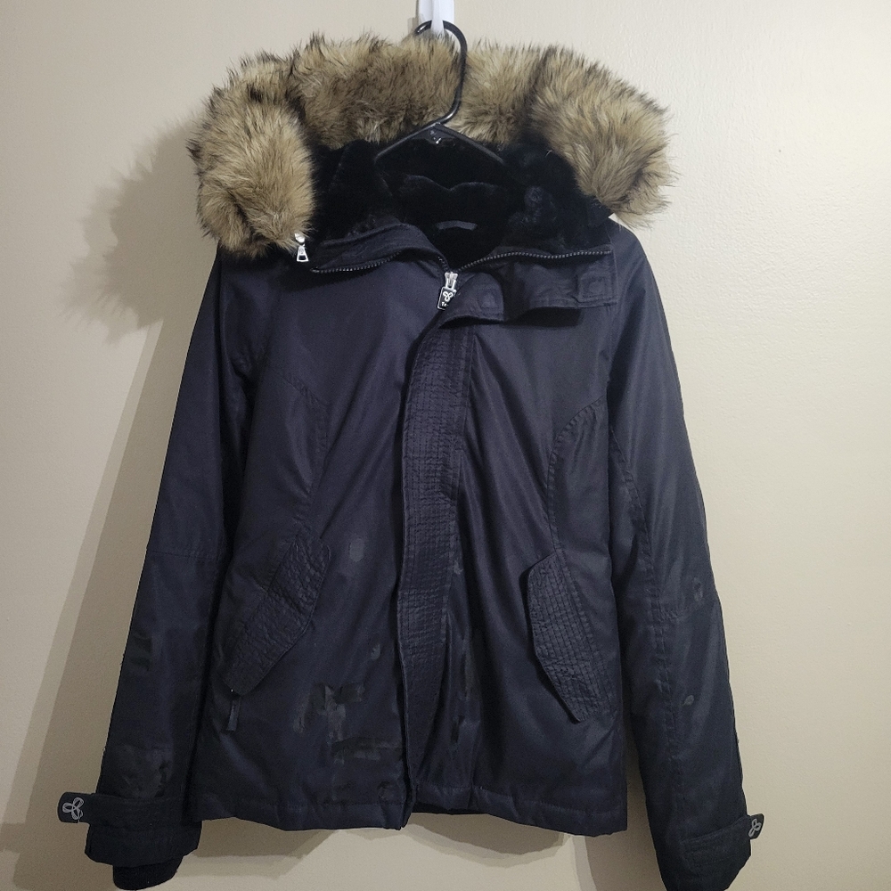 Aritzia TNA Vail Women's Black Fur-Trimmed Coat Goose Down Size Small- FLAWED